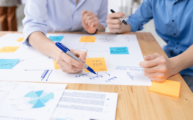 訂製移動電源 - 綠意生態庫 訂製移動電源:自帶四線移動電源,出門不帶線;正面底面均為布紋工藝,表面細膩,給您帶來了舒適持握手感。 客製 - 綠意生態庫 訂製移動電源