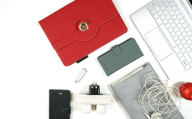 訂製移動電源 - 綠意生態庫 訂製移動電源:自帶四線移動電源,出門不帶線;正面底面均為布紋工藝,表面細膩,給您帶來了舒適持握手感。 客製 - 綠意生態庫 訂製移動電源